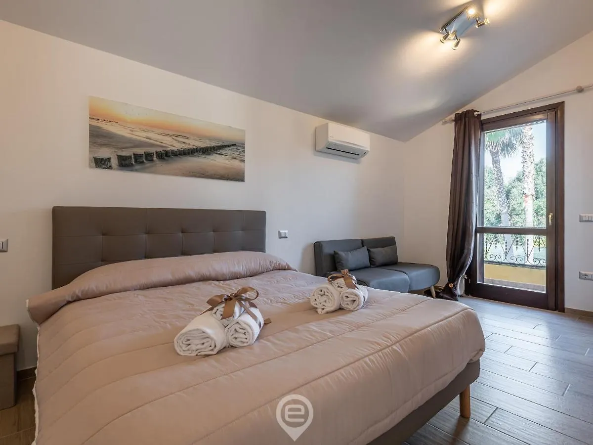 Villa Monica - Suites Iglesias Penzion