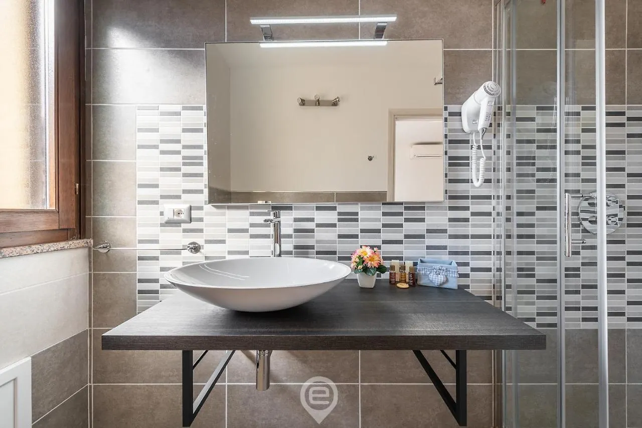 Villa Monica - Suites Iglesias Penzion
